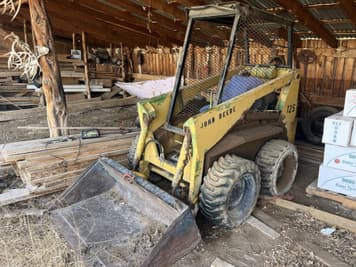 Main image John Deere 125