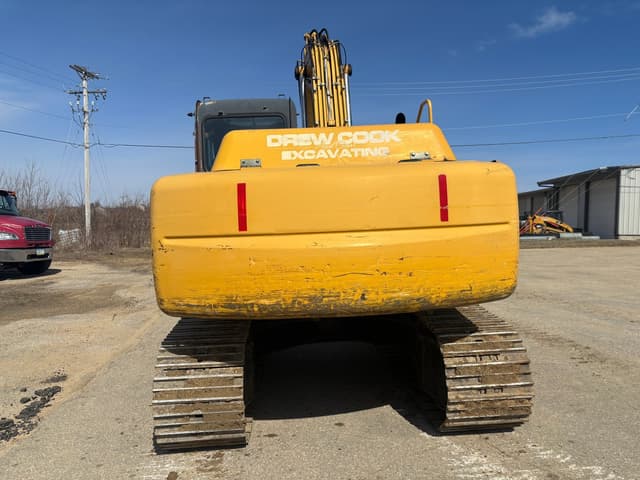 Image of John Deere 160C LC equipment image 2