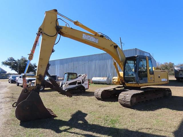 Image of John Deere 200C LC equipment image 3