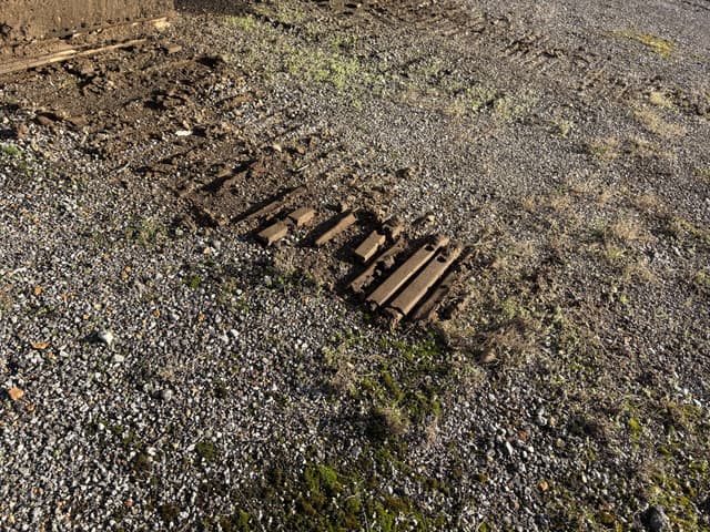 Image of John Deere 200D-LC equipment image 4