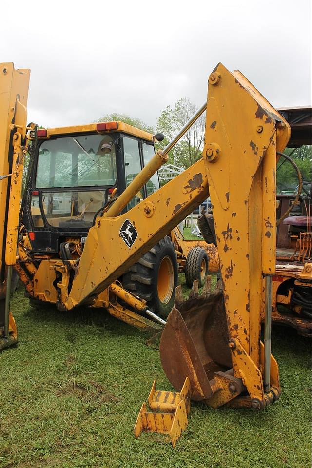 Image of John Deere 210C equipment image 4