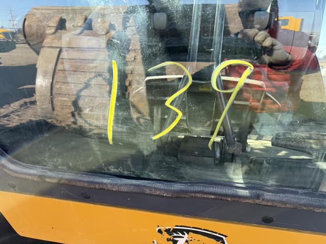 Image of John Deere 210G LC equipment image 2