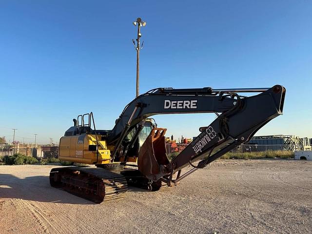 Image of John Deere 210G LC equipment image 1