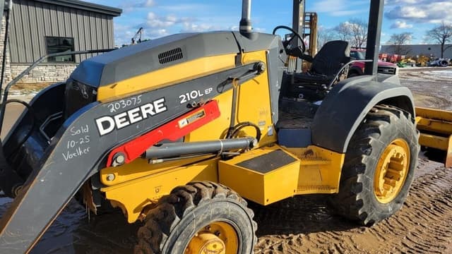 Image of John Deere 210L EP equipment image 2