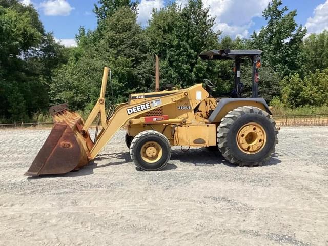 Image of John Deere 210LE equipment image 2