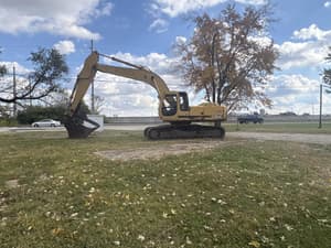 John Deere 230LC Image