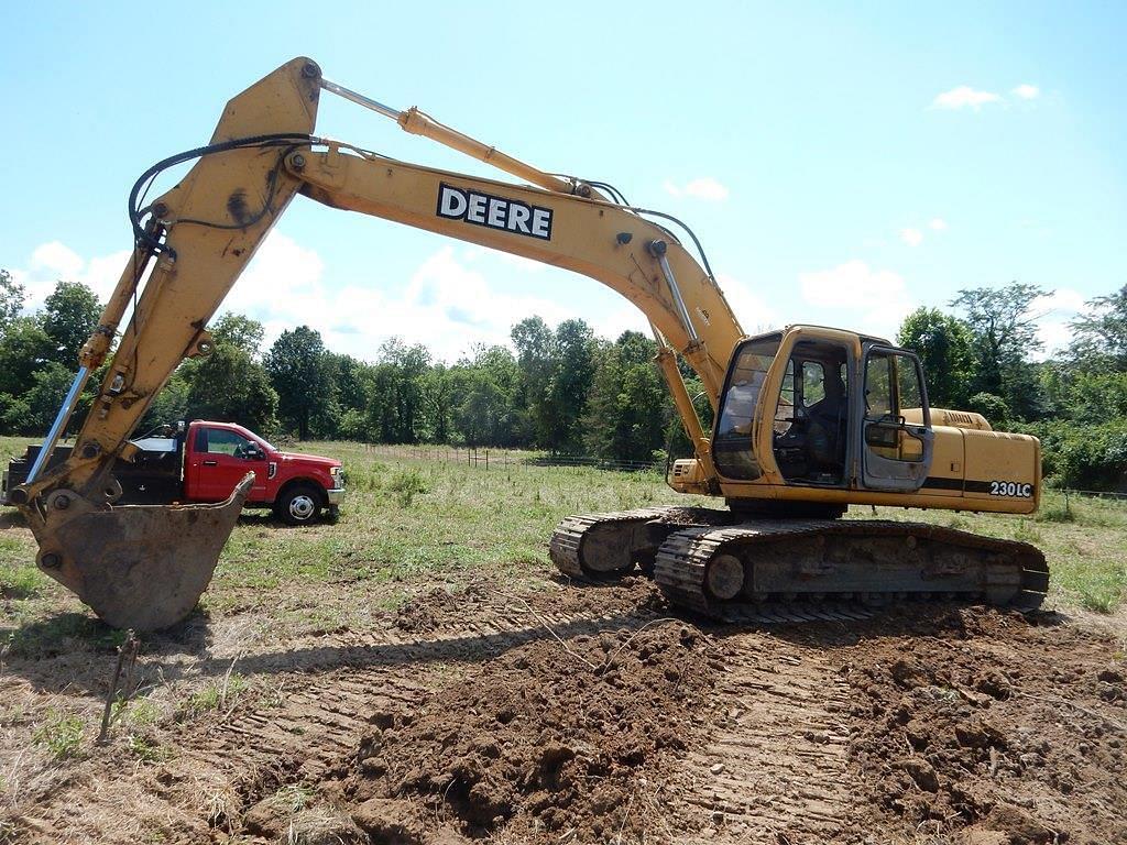 Image of John Deere 230LC Primary image