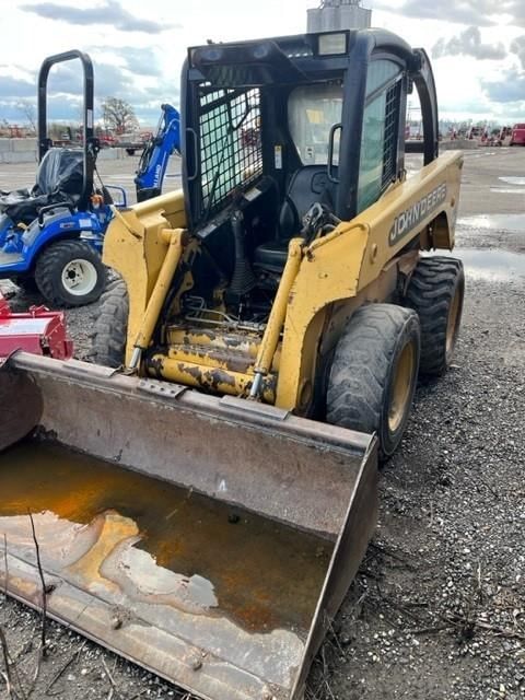 Main image John Deere 240