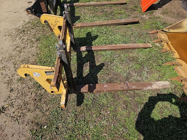 Image of John Deere Compact Loader Forks equipment image 1