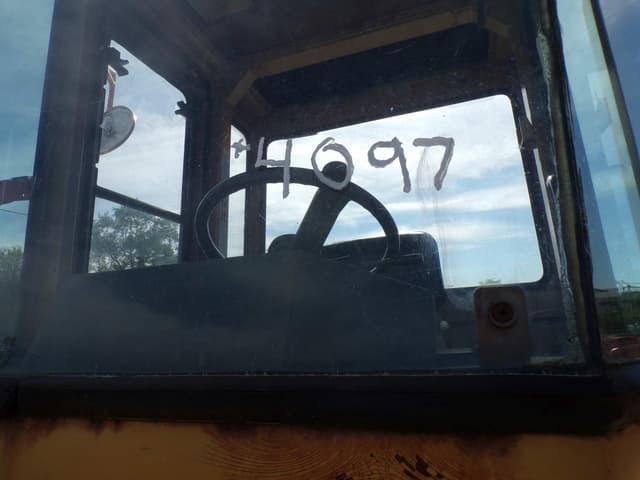 Image of John Deere 244E equipment image 1
