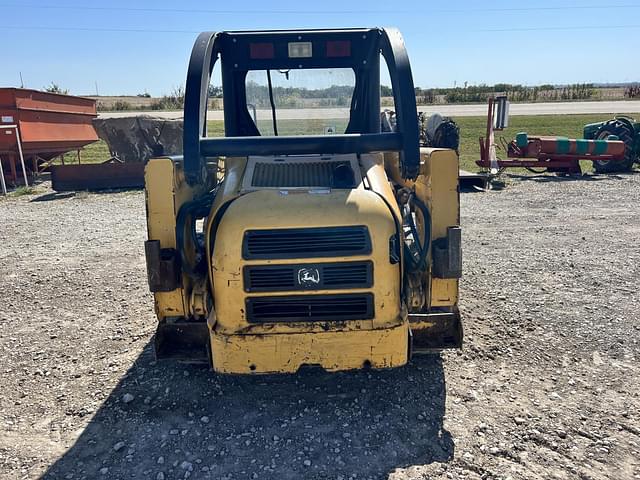 Image of John Deere 250 equipment image 3