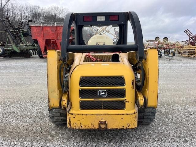 Image of John Deere 250 equipment image 3