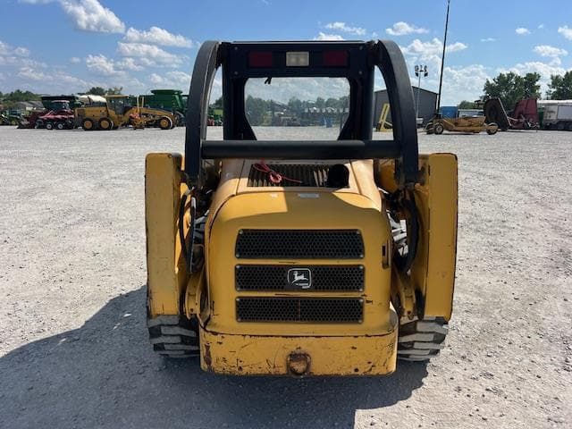 Image of John Deere 250 equipment image 3