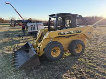 Main image John Deere 260