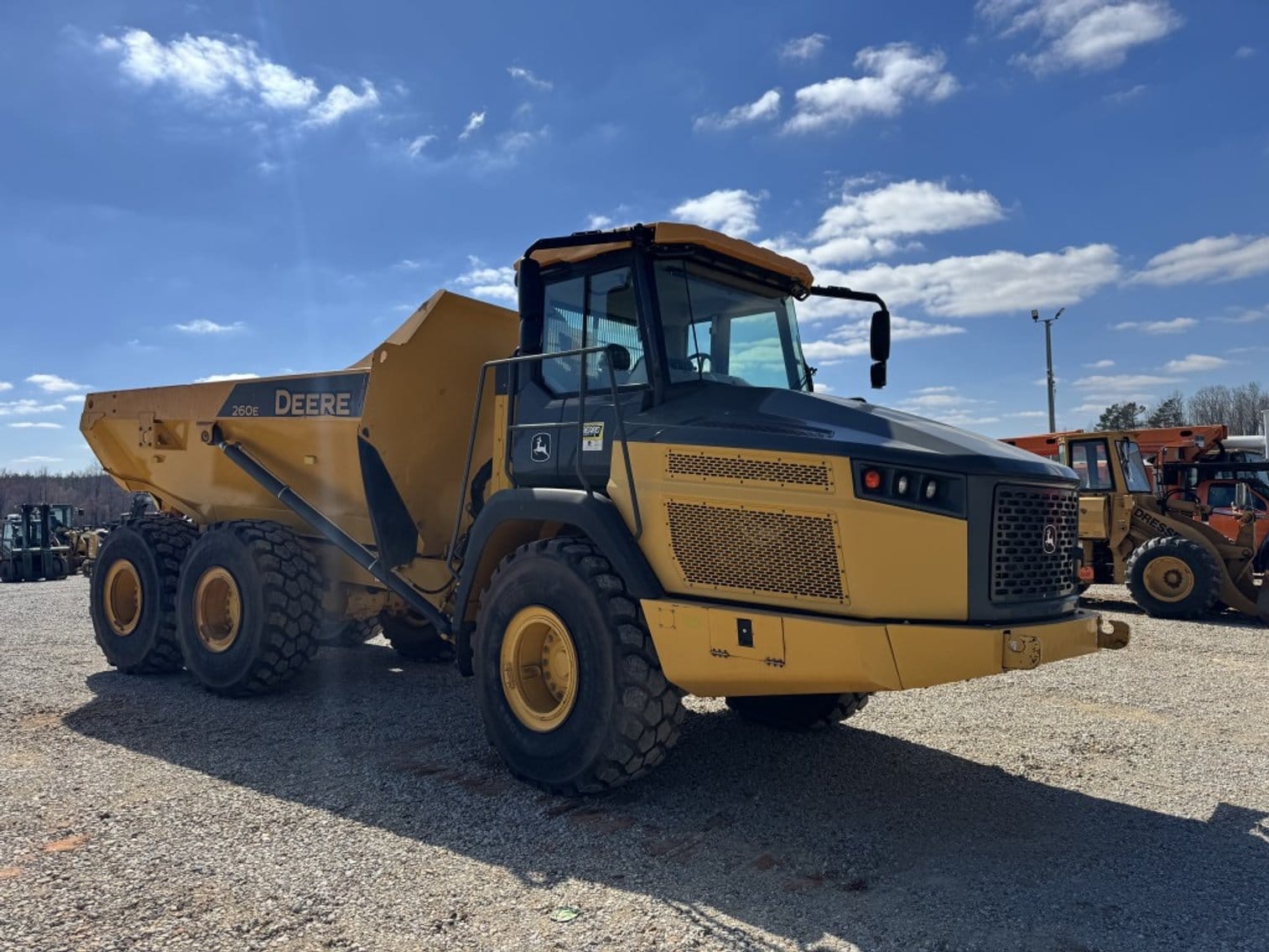 John Deere 260E Equipment Image0