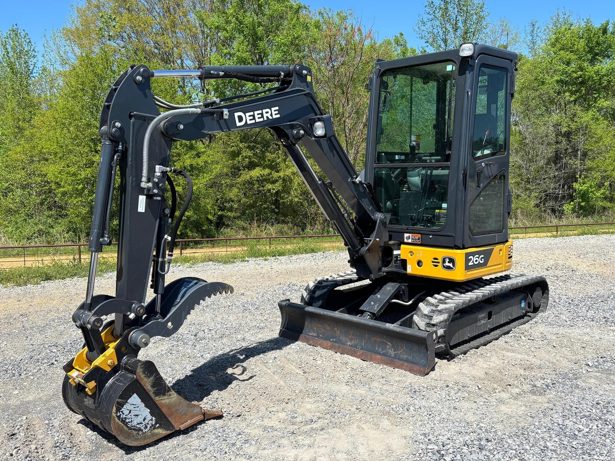 John Deere 26G Equipment Image0