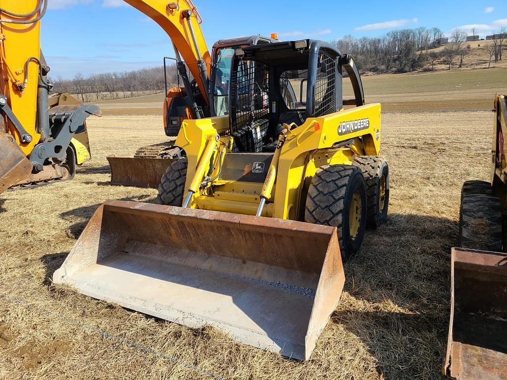 Image of John Deere 270 Primary image