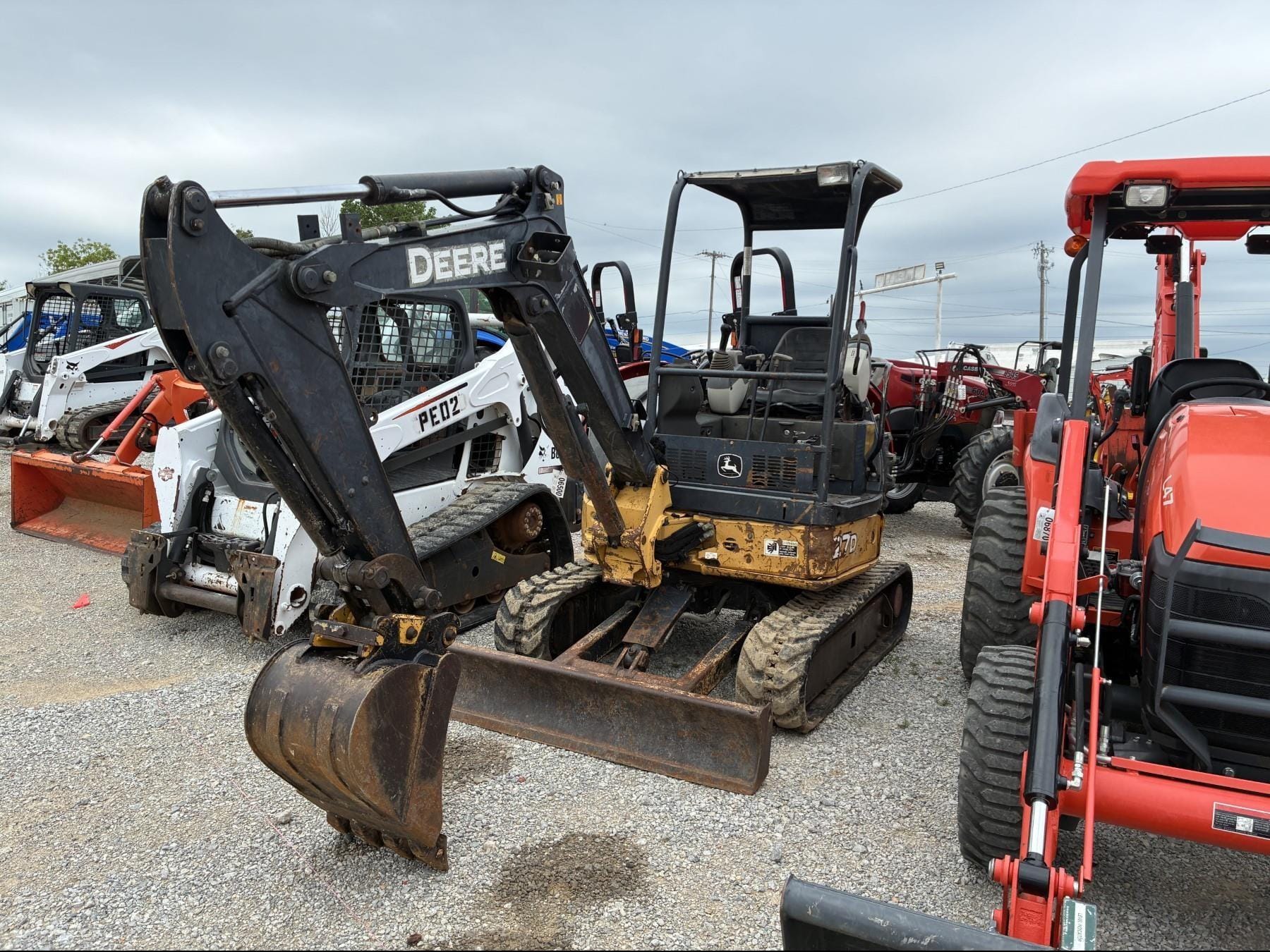 John Deere 27D Equipment Image0