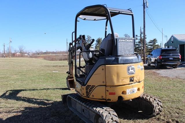 Image of John Deere 27D equipment image 4