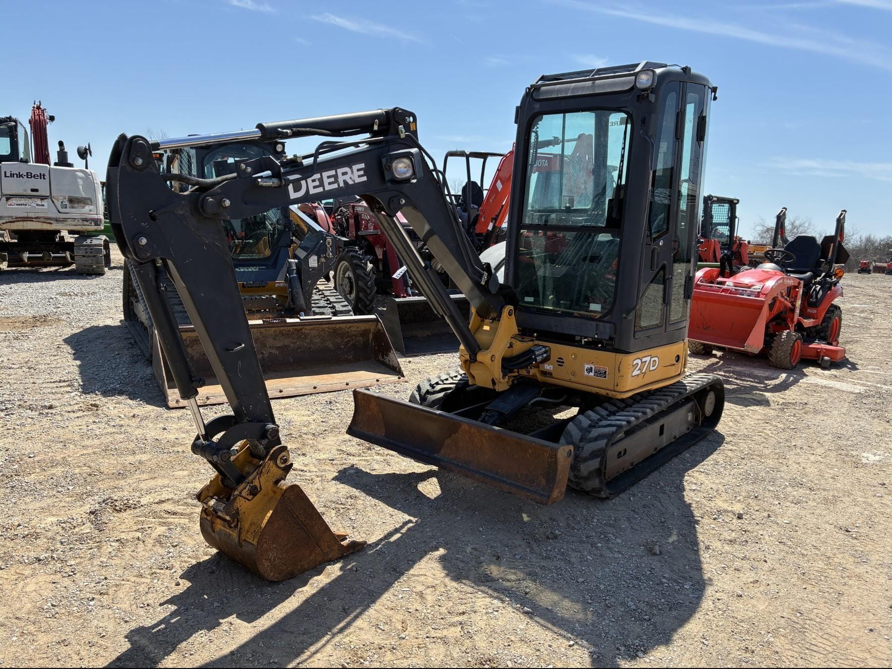 John Deere 27D Equipment Image0
