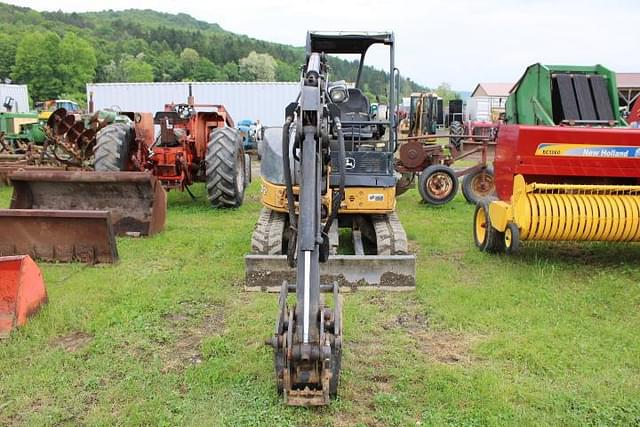 Image of John Deere 27D equipment image 1