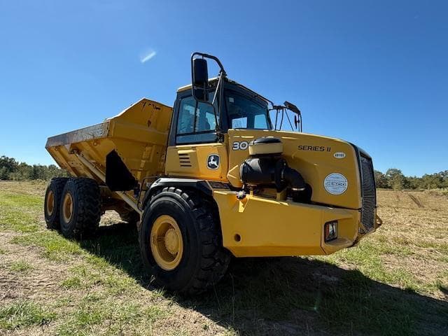 Image of John Deere 300D Primary image