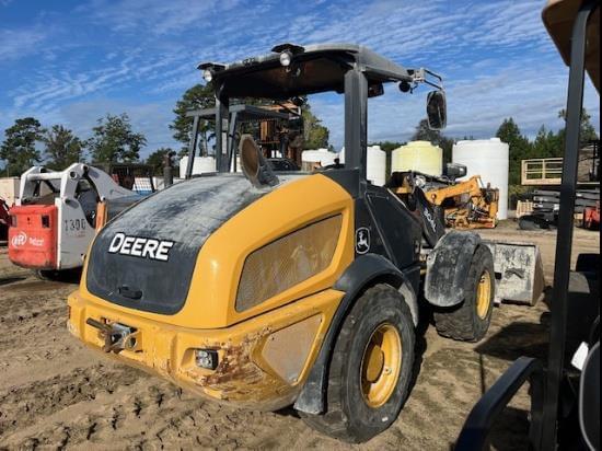 Image of John Deere 304L equipment image 3