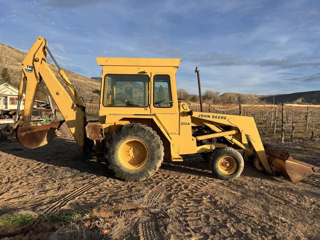 Image of John Deere 310A equipment image 3