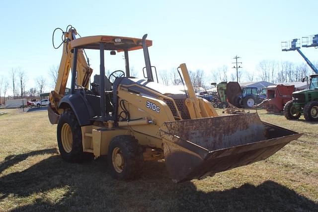 Image of John Deere 310G equipment image 4