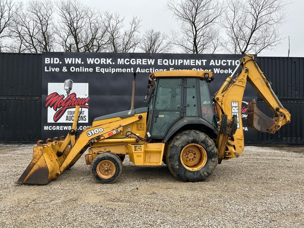 John Deere 310G Equipment Image0