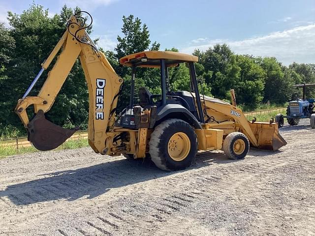 Image of John Deere 310G equipment image 3