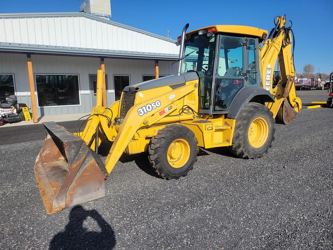 Image of John Deere 310SG Primary image