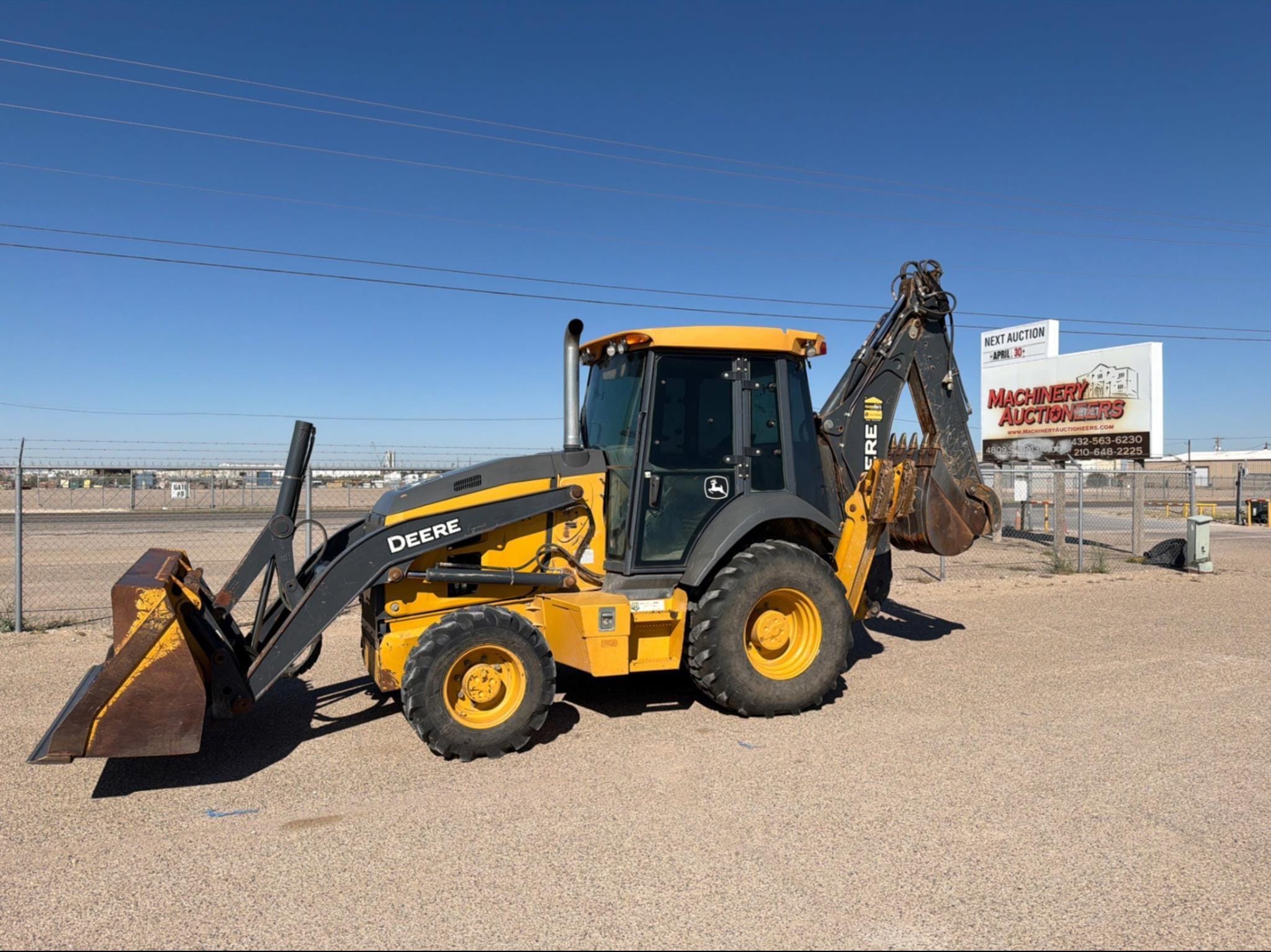 John Deere 310SL Equipment Image0