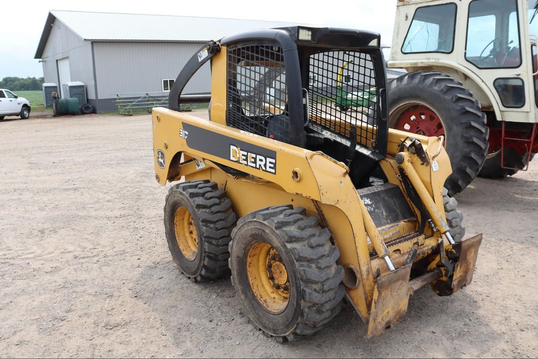 Image of John Deere 317 Primary image