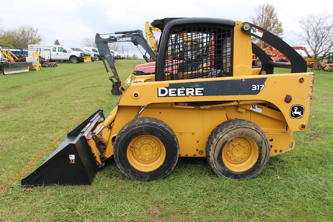 Image of John Deere 317 Primary image