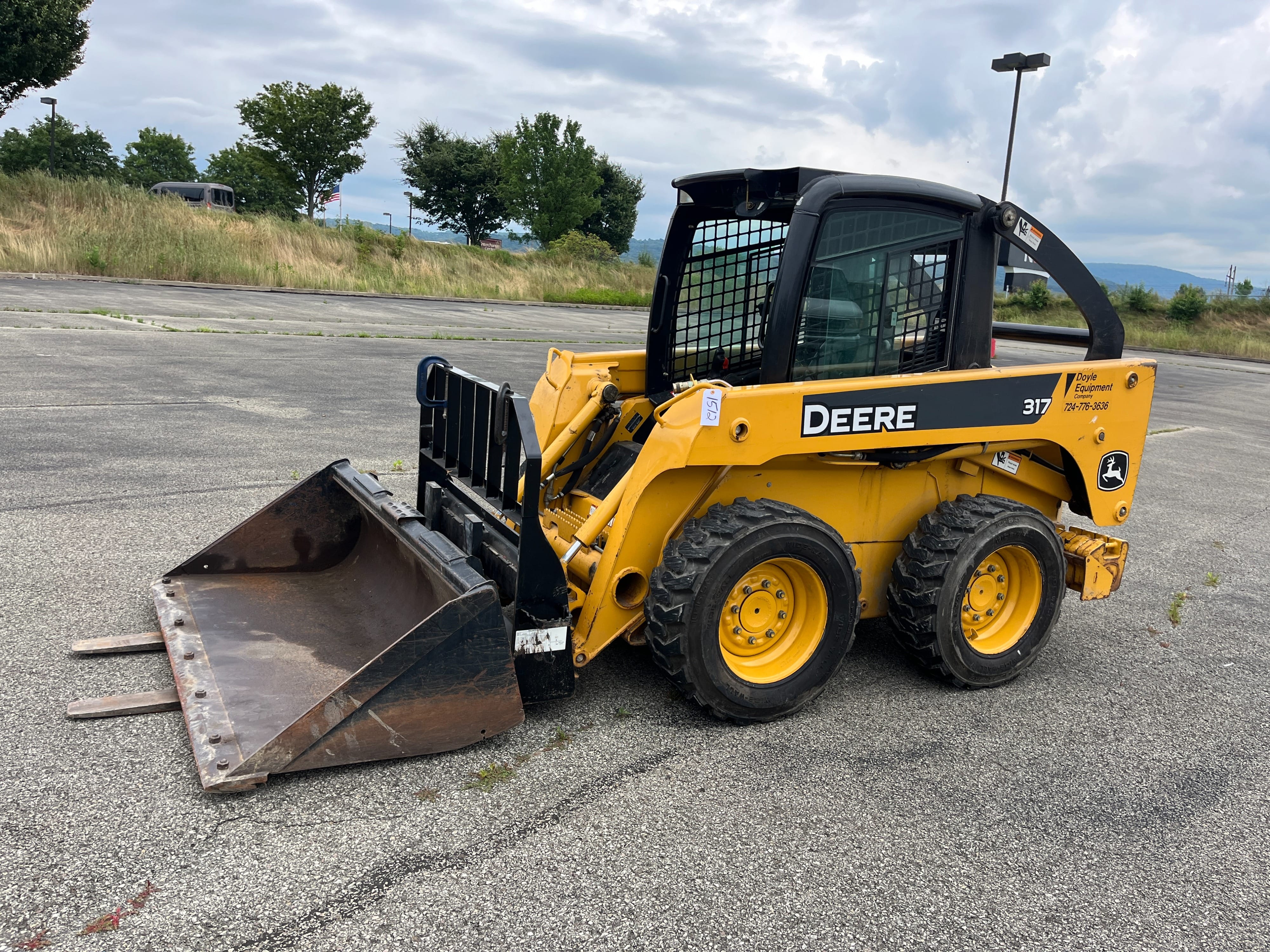 Main image John Deere 317