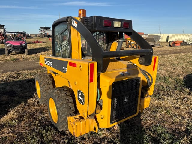 Image of John Deere 317 equipment image 2