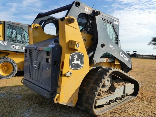 Image of John Deere 317G equipment image 2