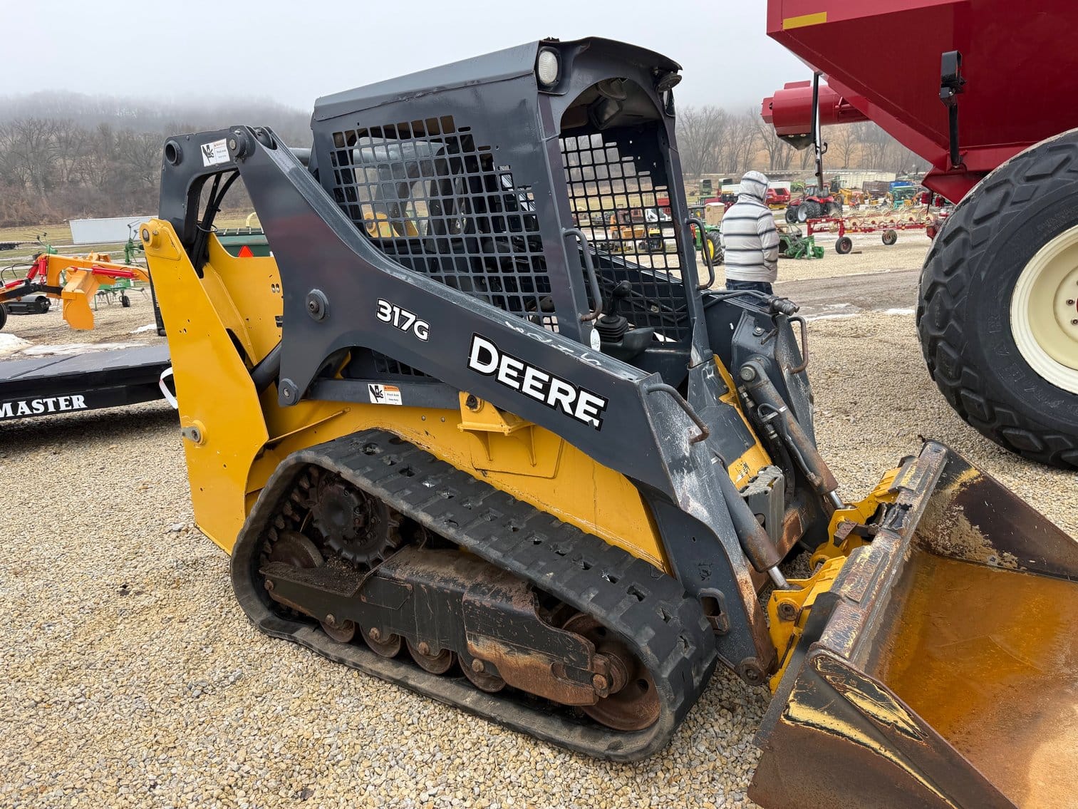 John Deere 317G Equipment Image0