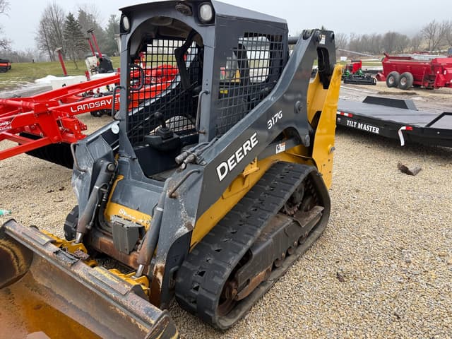 Image of John Deere 317G equipment image 3