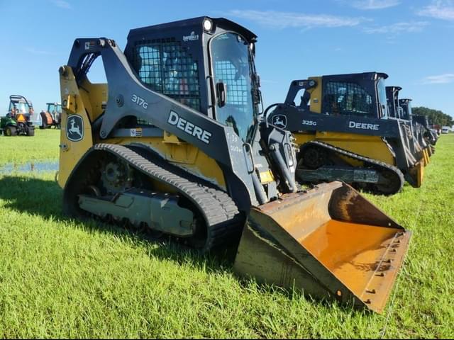Image of John Deere 317G equipment image 1