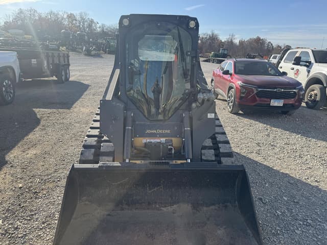 Image of John Deere 317G equipment image 1