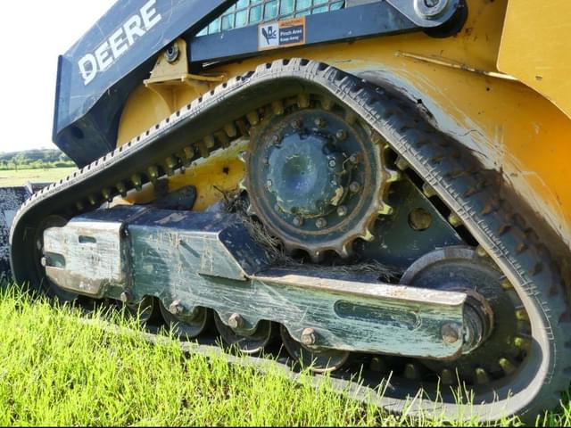 Image of John Deere 317G equipment image 4