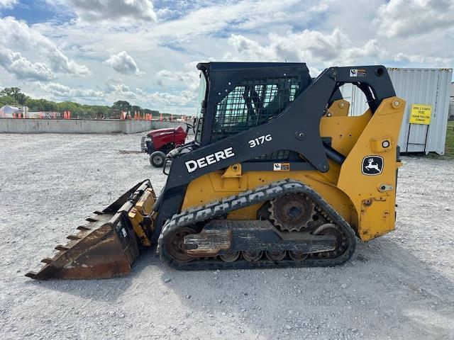 Image of John Deere 317G equipment image 1