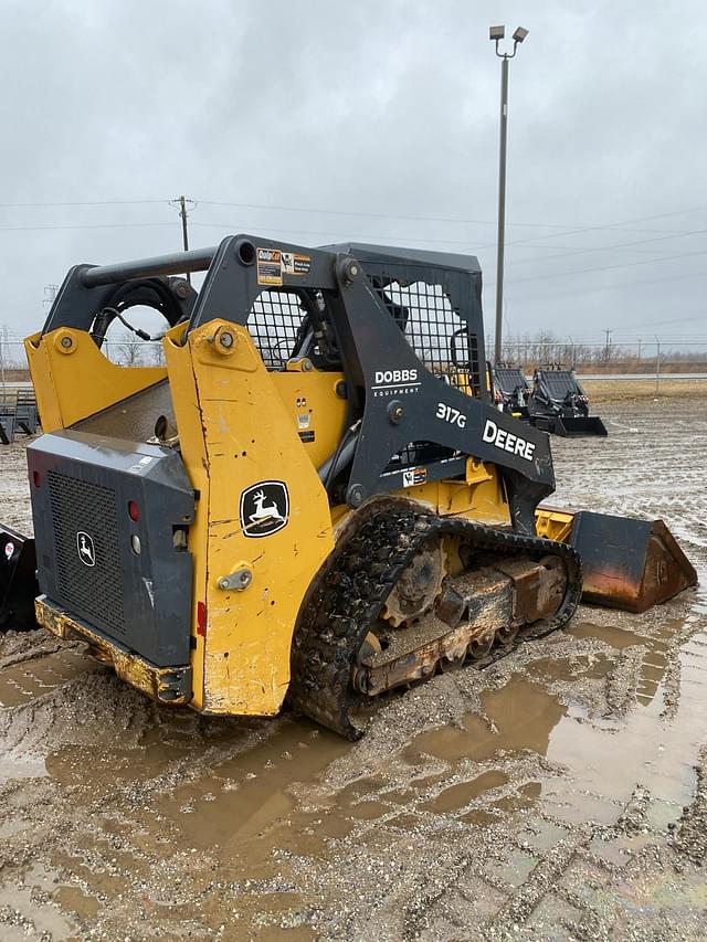 Image of John Deere 317G equipment image 3