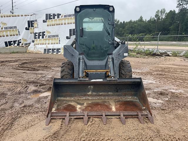 Image of John Deere 318D equipment image 1