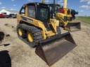 John Deere 320 Image