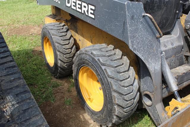 Image of John Deere 320G equipment image 2