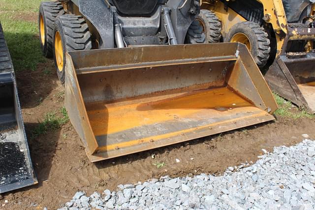 Image of John Deere 320G equipment image 1