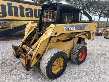 Main image John Deere 325